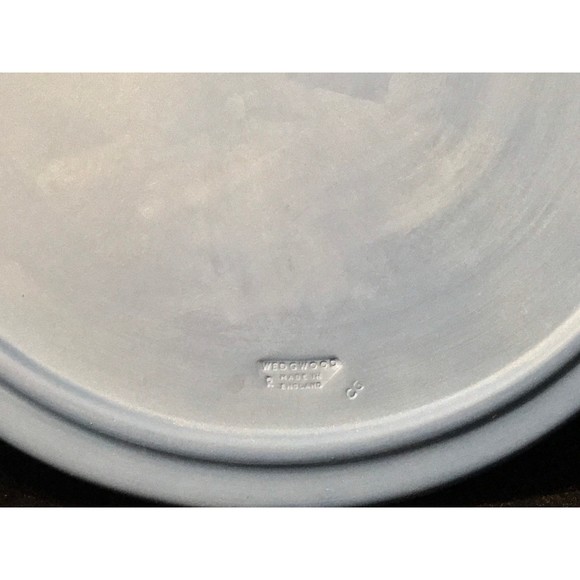 Iconic Wedgwood Portland Blue Jasperware 2010 Year Plaque Made in England - Picture 6 of 6